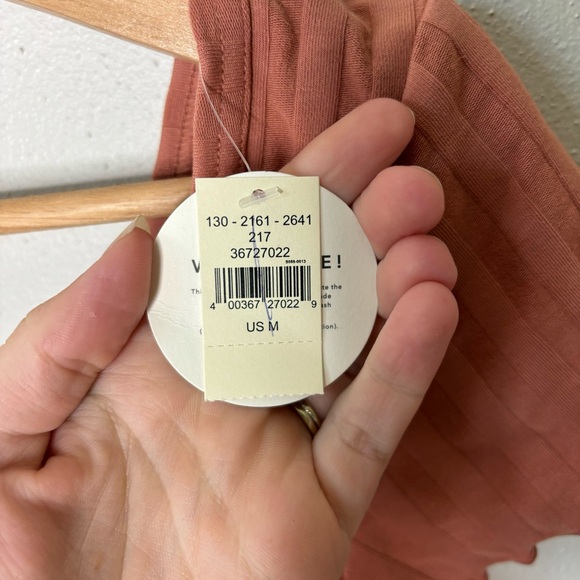 NWT Aerie Offline Ribbed Cropped Tee medium - Picture 4 of 7